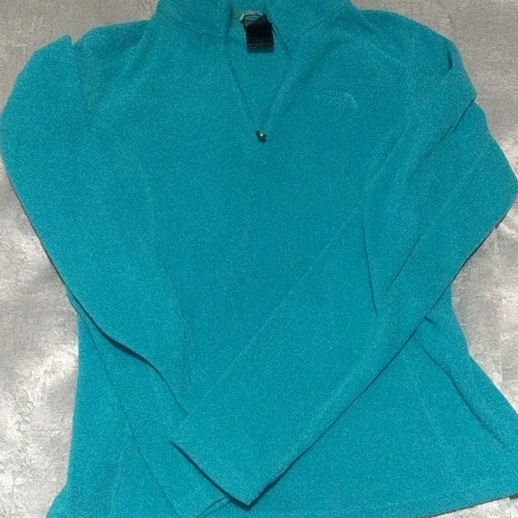 The North Face Jackets & Blazers - Northface fleece pullover XS